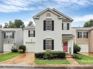 7707 Brisbane Ct, Charlotte, NC 28215