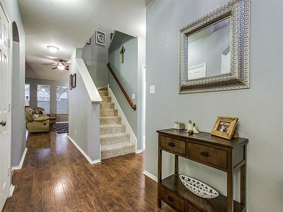 5th image of 9521 Glenshee Dr