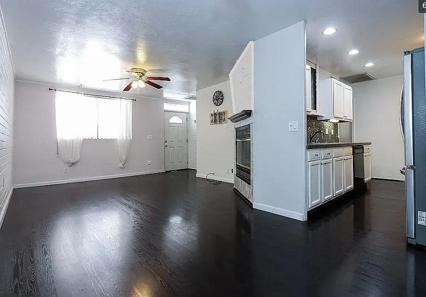 3 bed, 1160 sqft, $1,600 — Photo 3