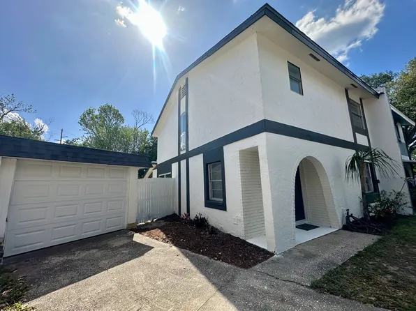 2034 Los Lomas Dr, Clearwater, FL 33763