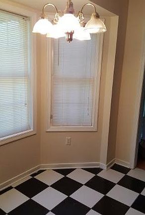 3rd image of 5219 Moody Dr