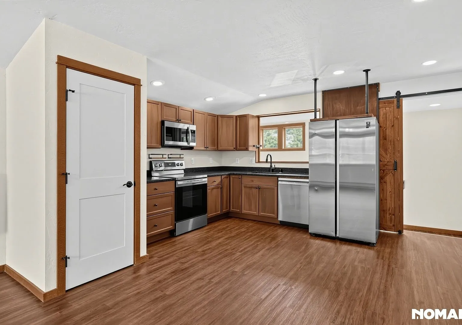 Spacious 5BR House in Missoula — Photo 4