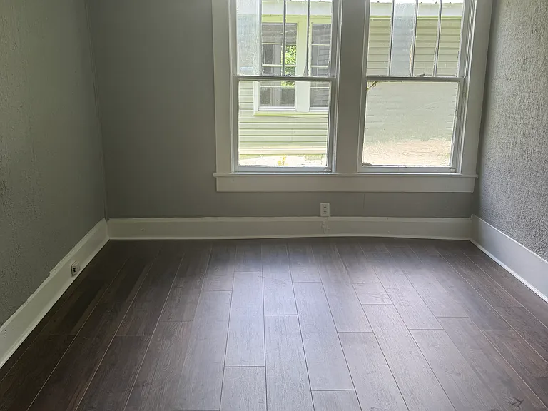 3421 Park Ave SW — Photo 3