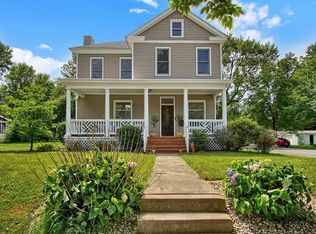 1103 Troy Rd, Edwardsville, IL 62025