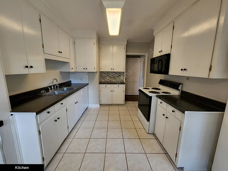 2716 Forest Dr — Photo 4