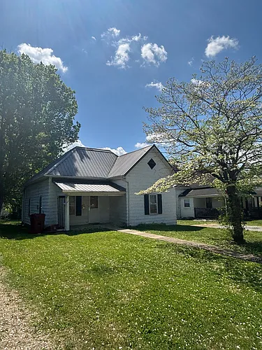 1210 E Chilhowie Ave Photo 1