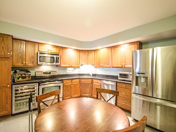5th image of 318 Wrens Way