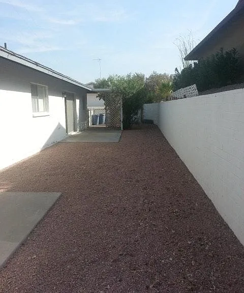 3590 Clearwater Dr — Photo 12