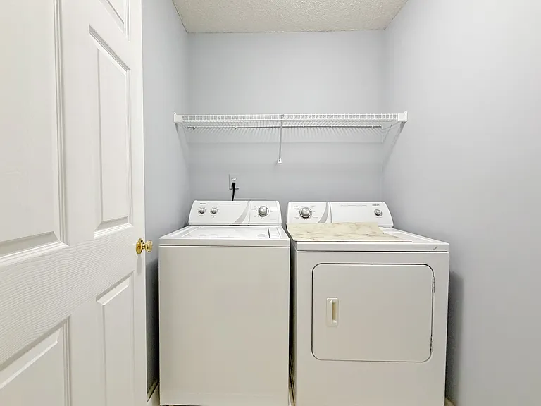 11545 Carriage Park Ln — Photo 13