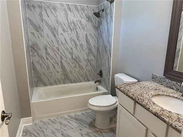 503 E Hornsby St — Photo 6