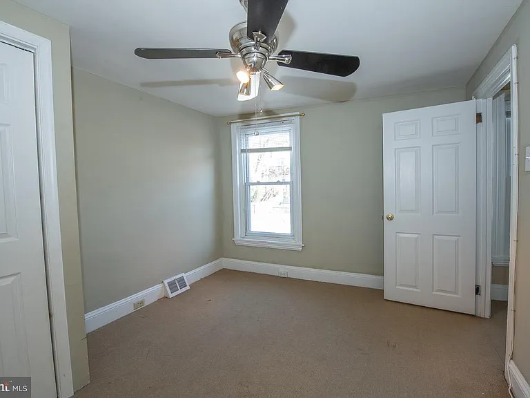 4707 Smick St — Photo 18