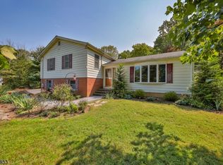 17 Bickel Rd, Washington, NJ 07882