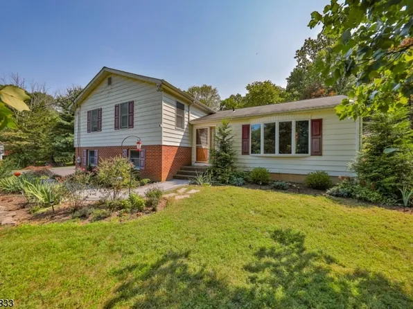 17 Bickel Road, Franklin Twp., NJ 07882