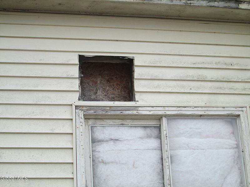 4th image of 97 N Main Street