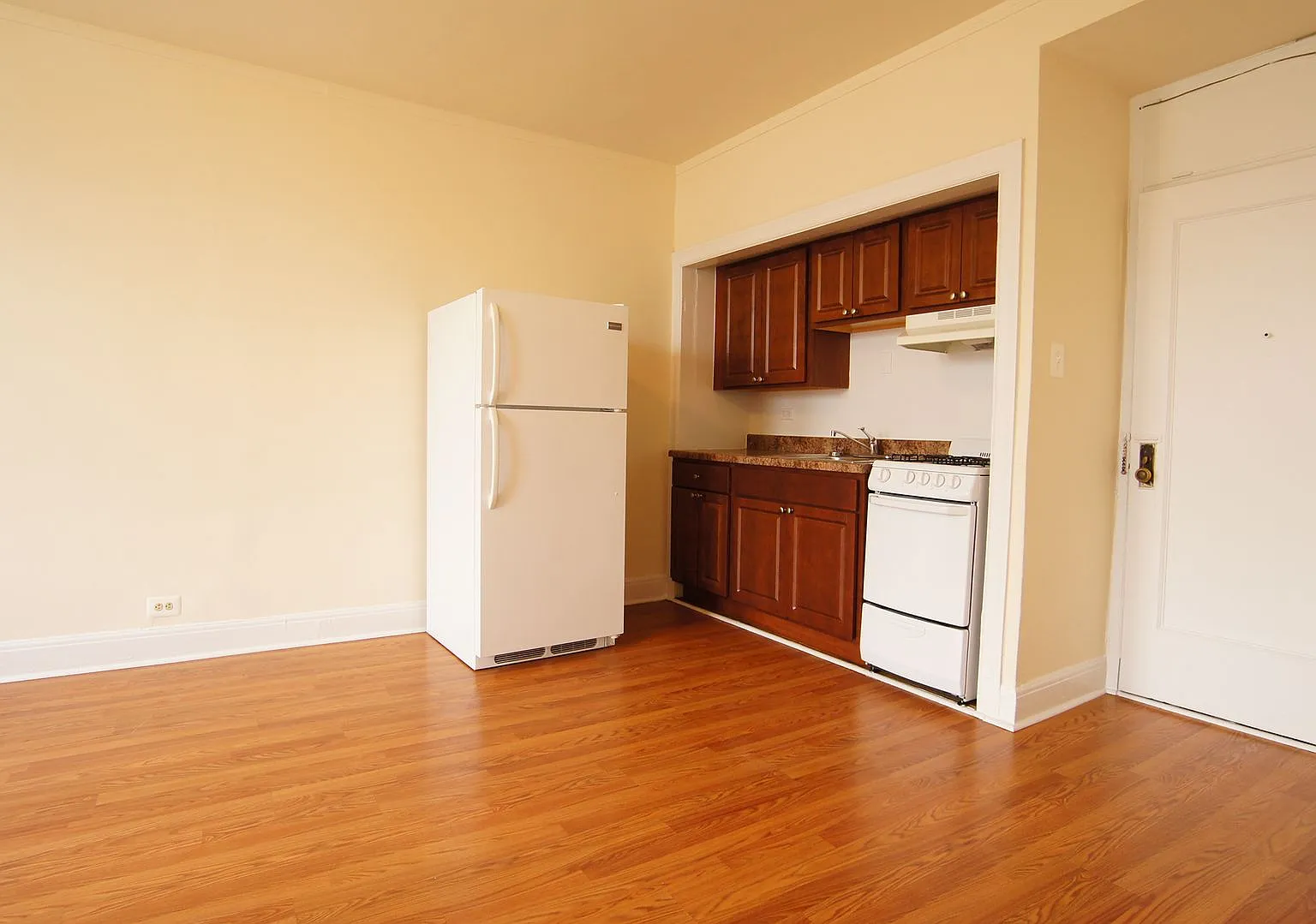 2779 Milwaukee LLC — Photo 3