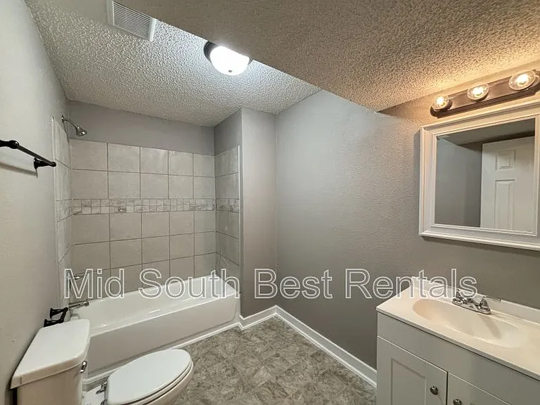 2505 S Ringo St — Photo 6
