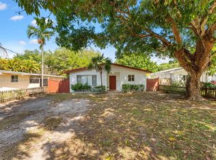 7265 SW 167th St, Palmetto Bay, FL 33157
