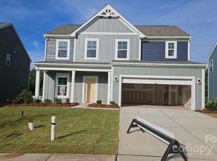 737 Kitfox Dr NW, Concord, NC 28027