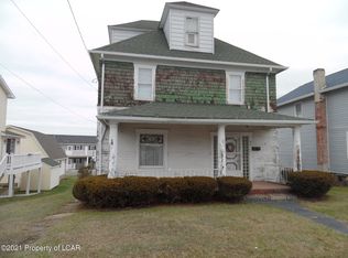 905 Spring St, Moosic, PA 18507