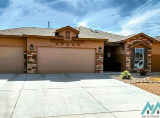 22 Holly Loop, Roswell, NM 88201