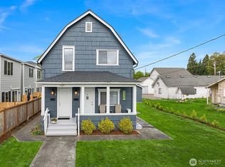 230 N Madison St UNIT A, Monroe, WA 98272