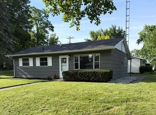 801 Beech Ave, Centerville, IN 47330