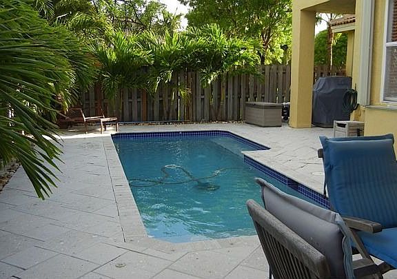 3rd image of 4861 NW 109th Ct