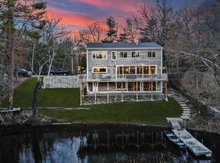130 Oakridge Ave, North Attleboro, MA 02760