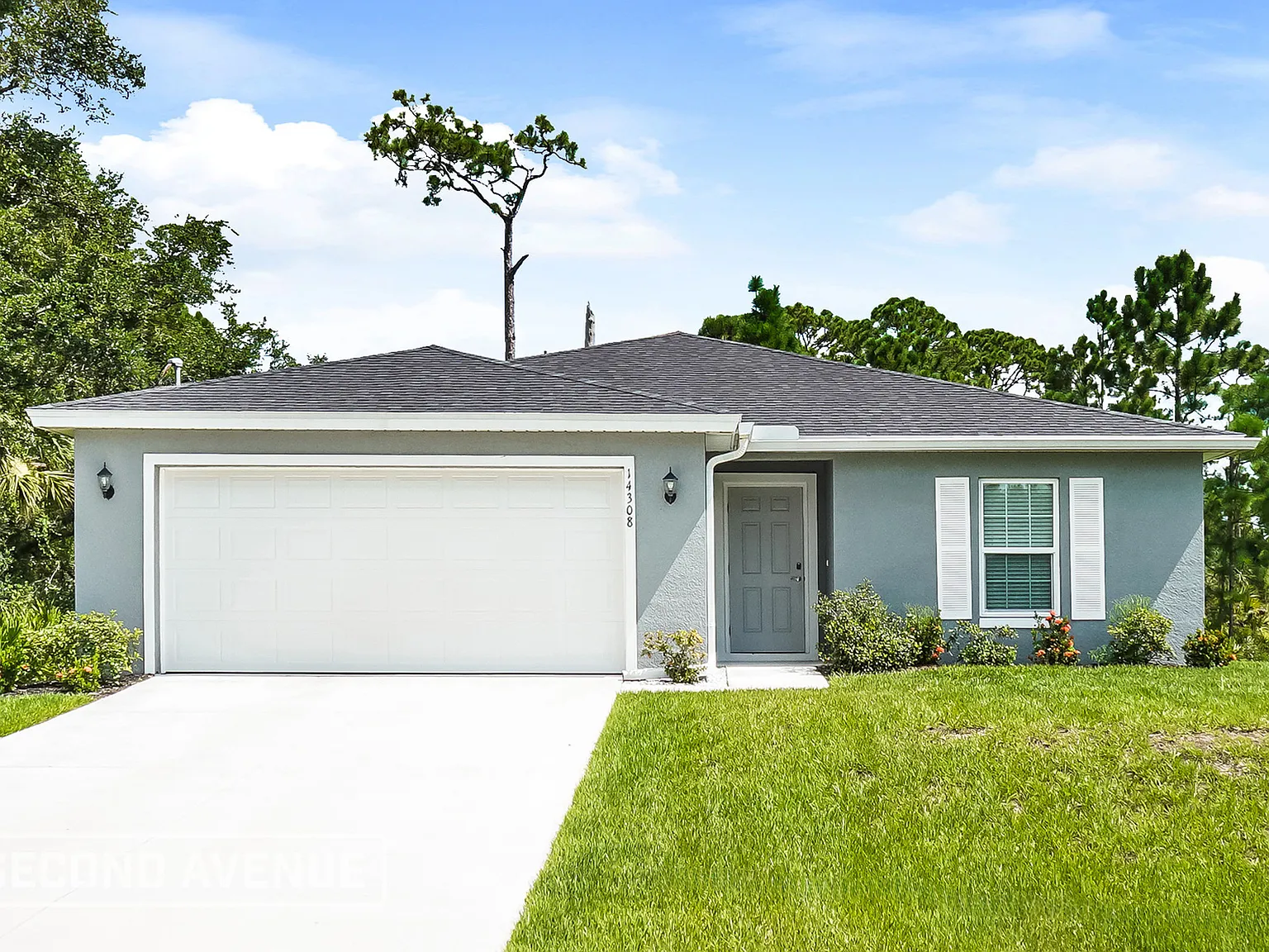 4 bed, 2.0 bath, 1833 sqft, $1,825 — Photo 1
