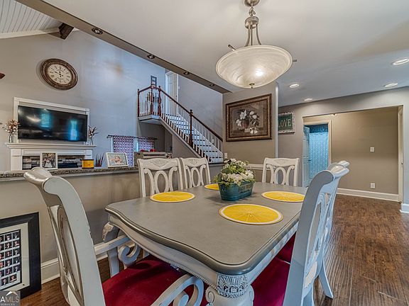 5th image of 7168 Highway 81