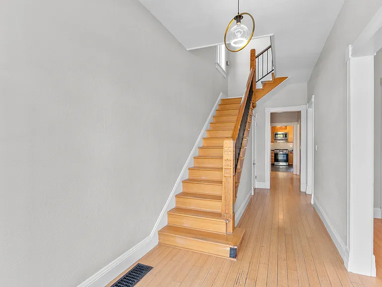 2952 Champa St — Photo 7