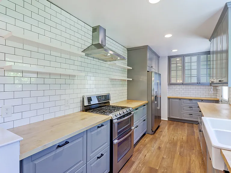 3021 Rhodelia Ave — Photo 11