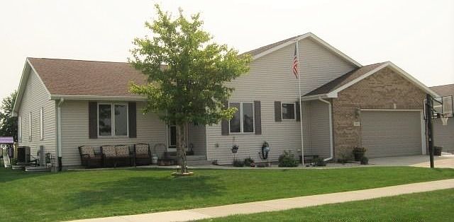 1st image of 223 Wabansi Trl