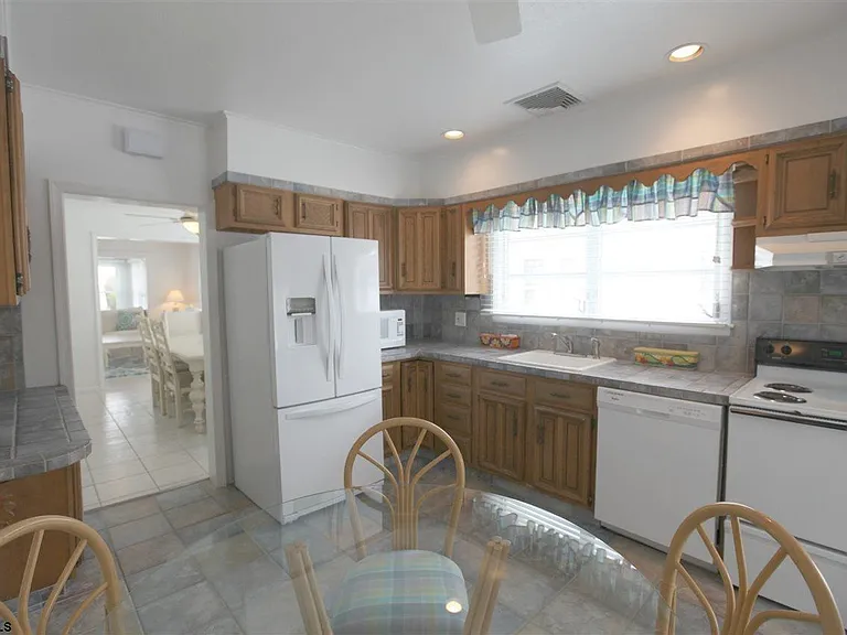 104 N 35th Ave #WINTER — Photo 11