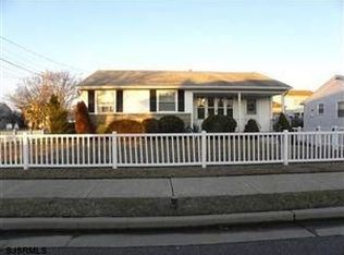 517 N Burghley Ave, Ventnor, NJ 08406