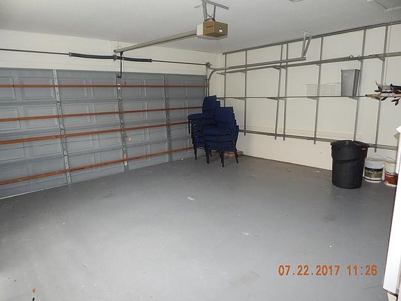 4th image of 10121 NW 7th St