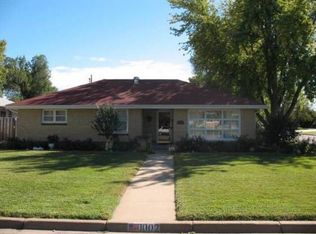 1002 McAdams Rd, Salina, KS 67401