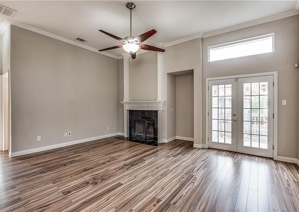1st image of 3002 Lois Ln