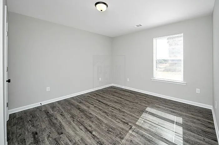 540 Woodland Cir — Photo 32