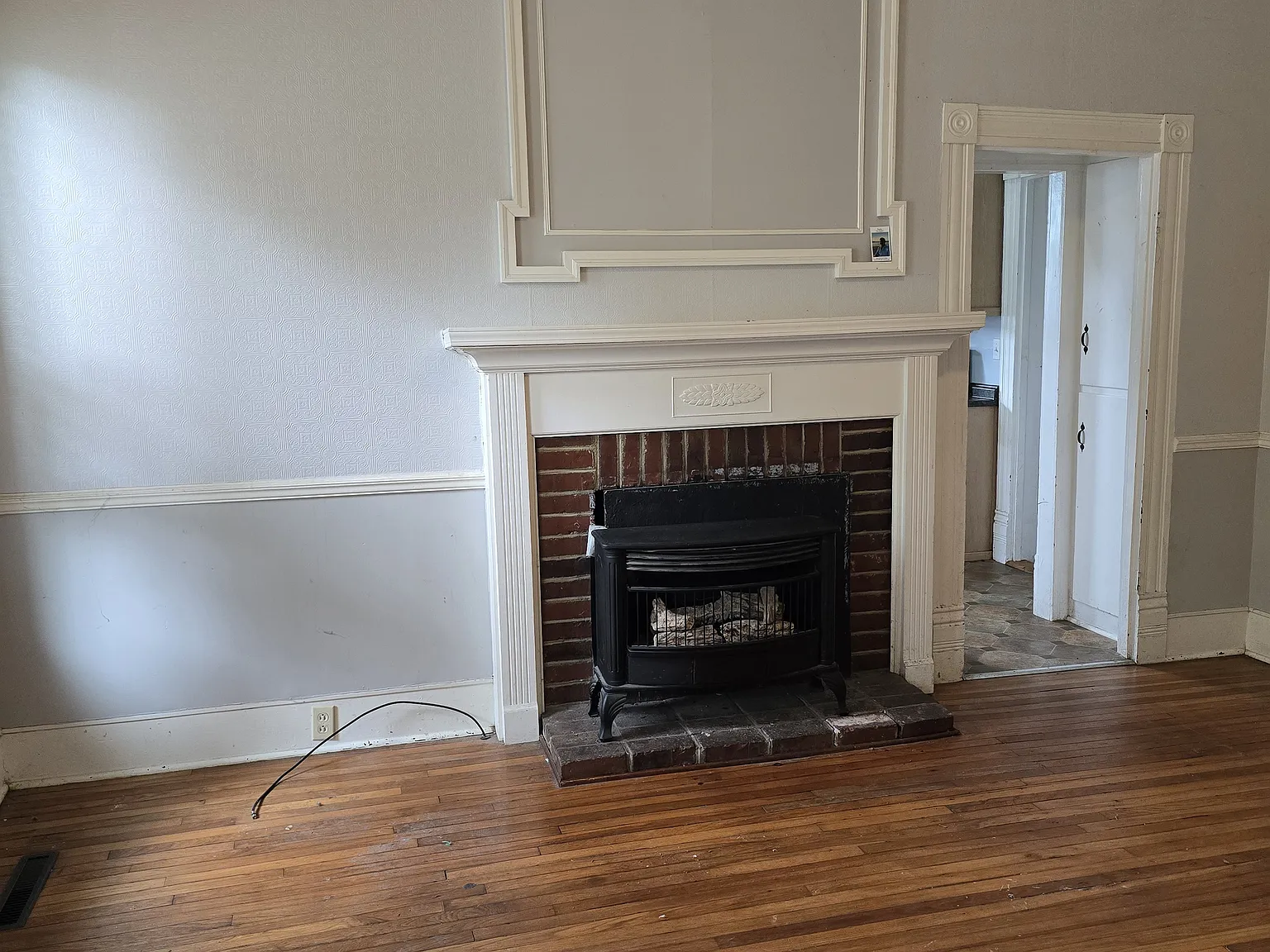 5 bed, 2803 sqft, $1,900 — Photo 4