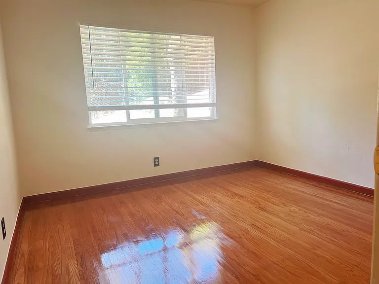 24376 Margaret Dr #24376 — Photo 6