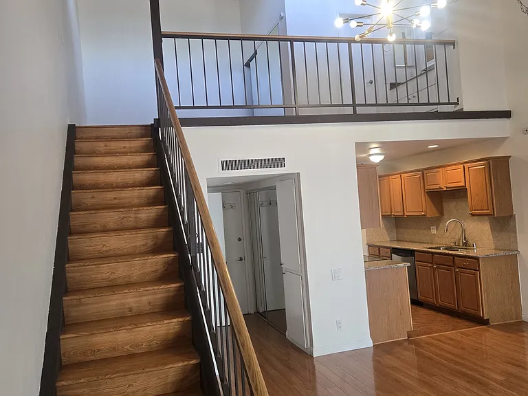 5460 White Oak Ave #G312 — Photo 1