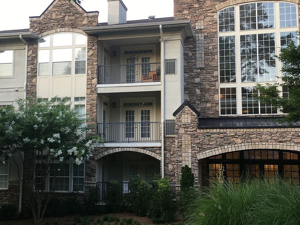Top Floor Unit