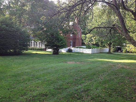 4th image of 1509 Brandywine Blvd