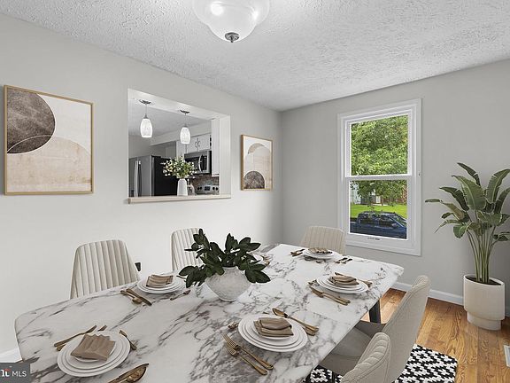 5th image of 6327 Loring Dr