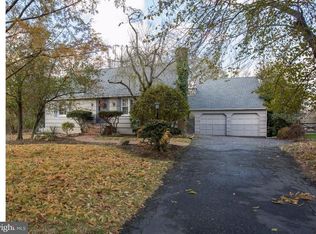 54 Mountainview Rd, Ewing, NJ 08628