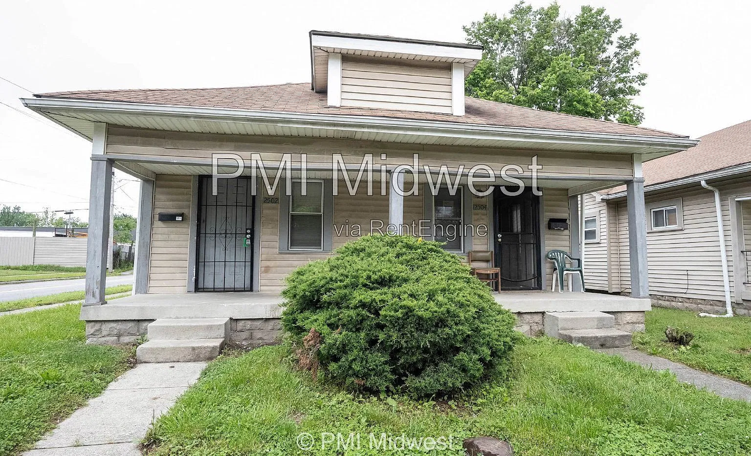 2 bed, 1.0 bath, 574 sqft, $1,199 — Photo 1