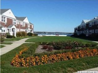 66 Riverside Ave #7, Red Bank, NJ 07701
