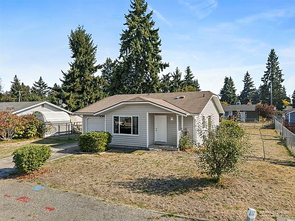 2nd image of 17513 6th Ave Court E