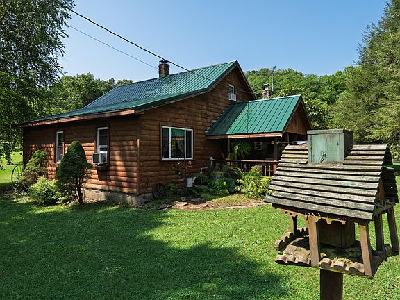 3rd image of 2780 Dry Creek Rd